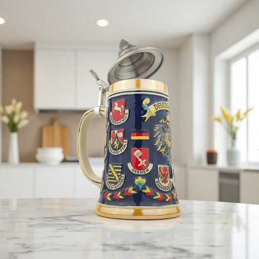 Bierkrug mit Zinndeckel Deutschland