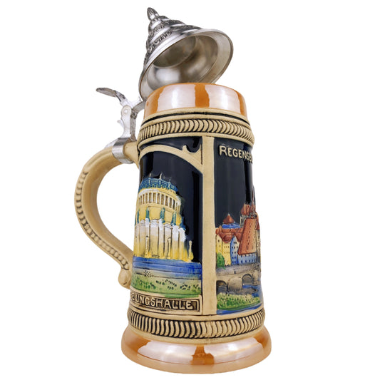 KING-WERK Bierkrug mit Zinndeckel – Motiv „Regensburg“ – Made in Germany – Bierkrug mit Stadtmotiven (Artikel: 0300/RH58FB1)