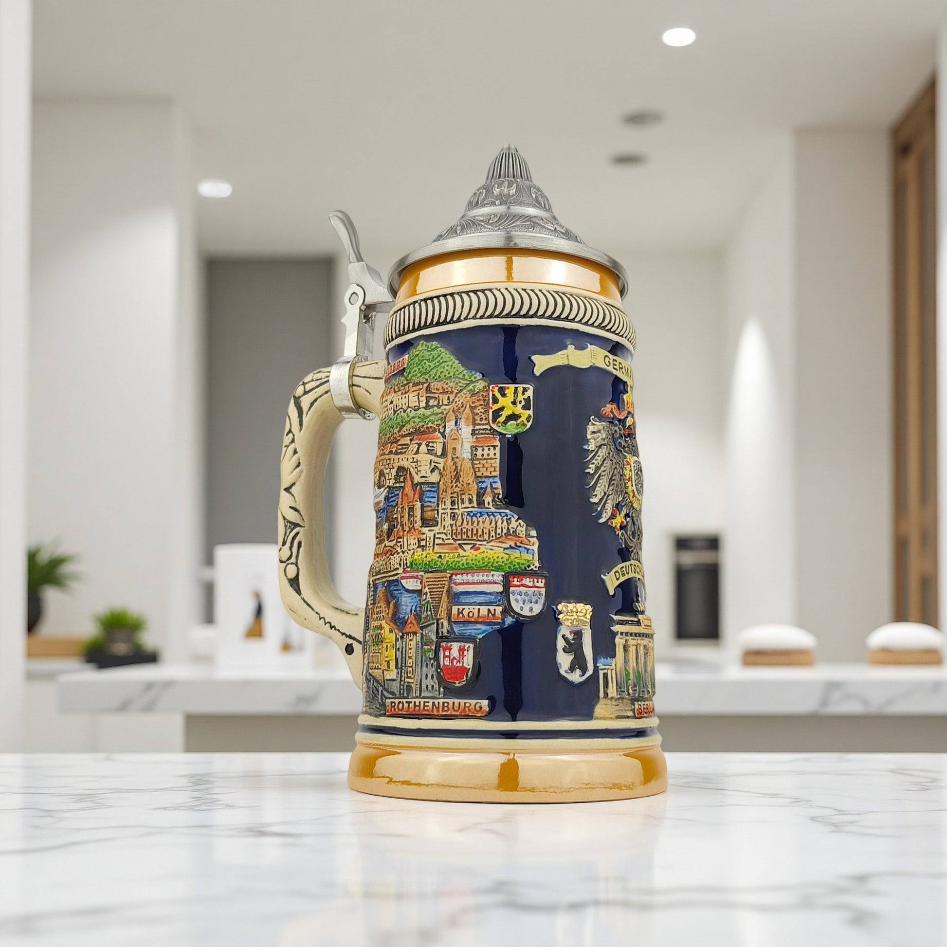 Bierkrug mit Zinndeckel Germany Beerstein