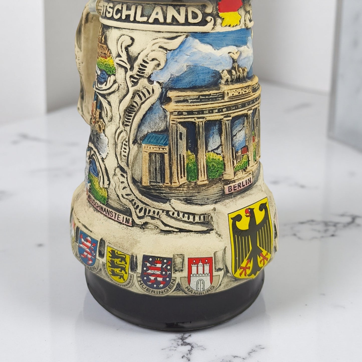 Detail Deutschland Bierkrug Stadtmotiv Germany Beer Stein