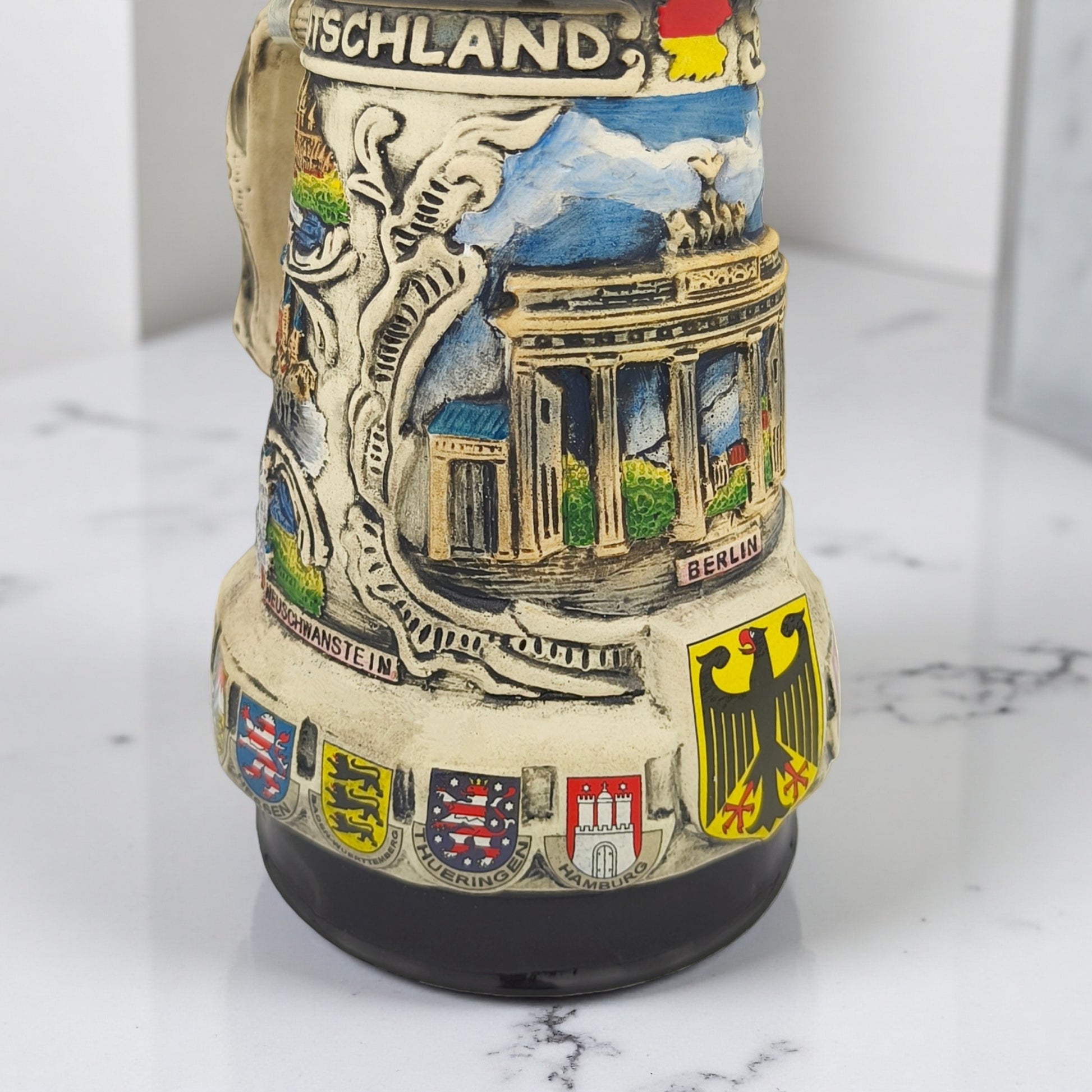 Detail Deutschland Bierkrug Stadtmotiv Germany Beer Stein