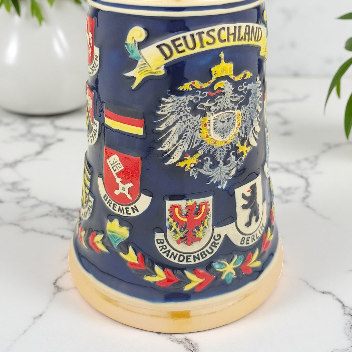 Detail des Bierkrugs mit Deutschland Motiv