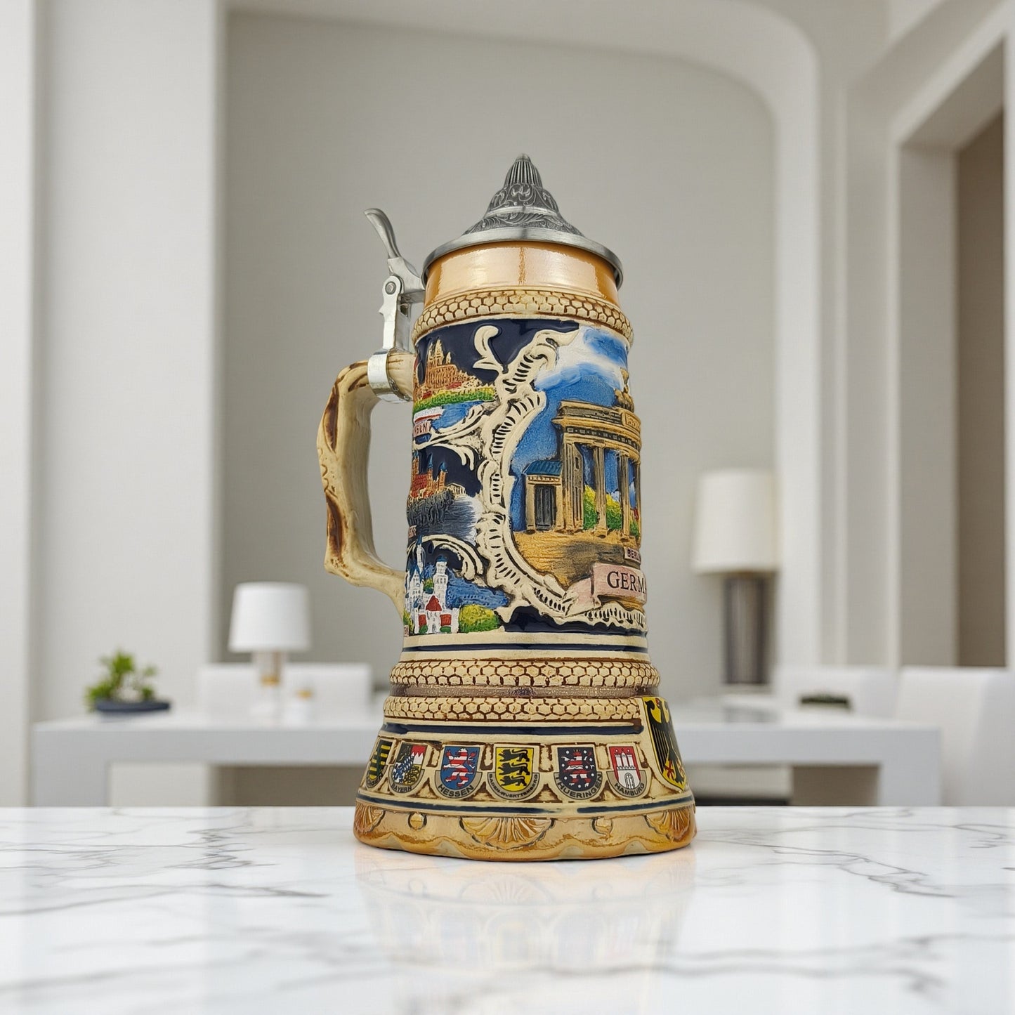 Bierkrug mit Deckel Deutschland Germany klassisches Design